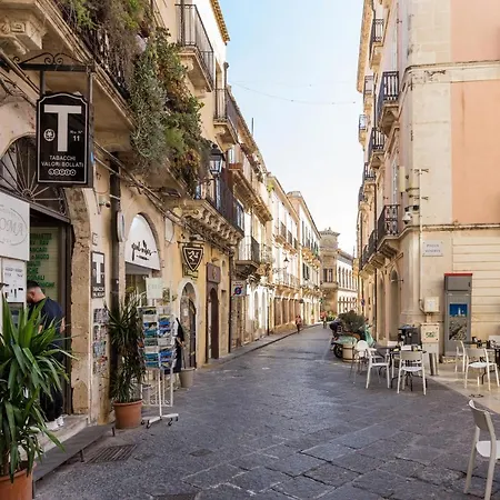 Casa Dei Leoni Syracuse